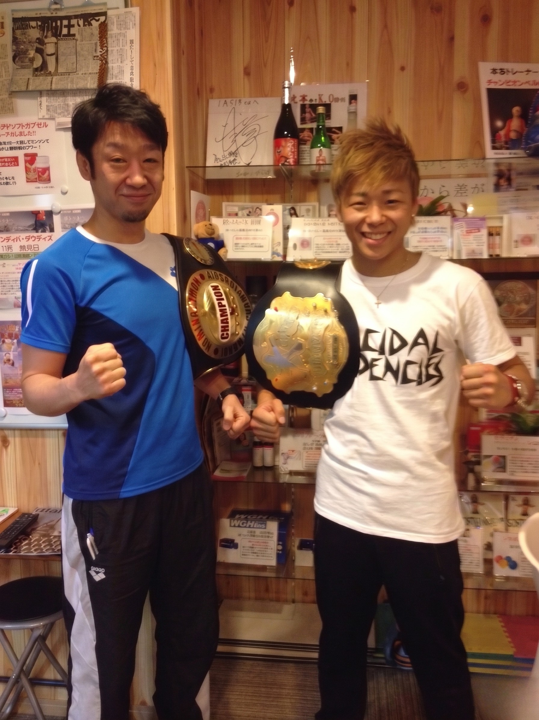 武尊選手がプロデビュー当時にHB.LABOでトレーニングをしていた際の貴重な一枚